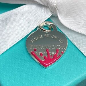 Tiffany & co Return to Tiffany Pink Enamel Splash Heart Tag charm NW box